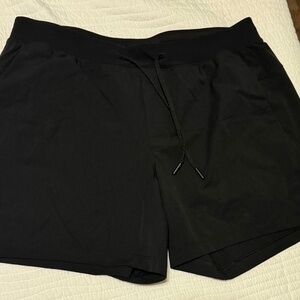 Men’s Lululemon 5” Shorts